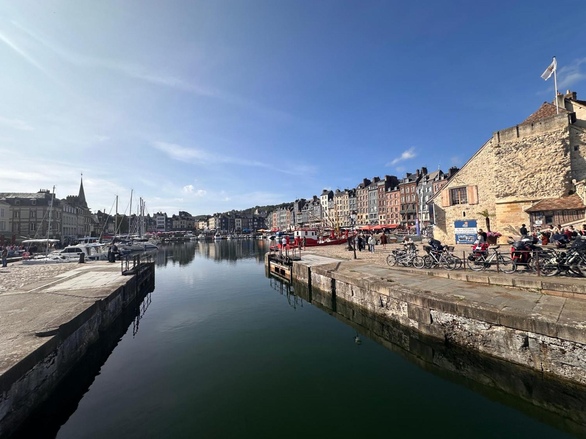 Nid D'Amour Sous Les Toits ! Honfleur Exterior foto